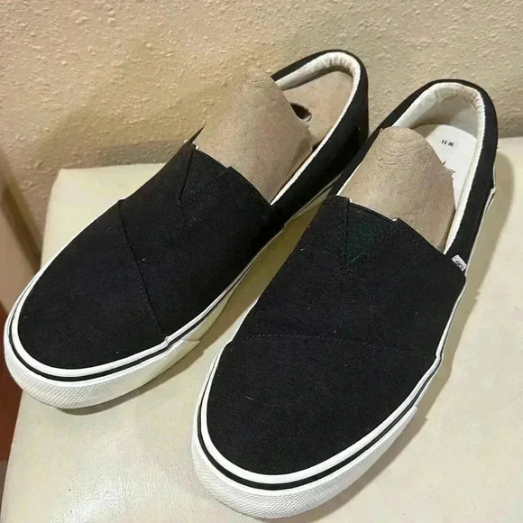 Tom’s slip on loafers size 11 - Picture 1 of 6